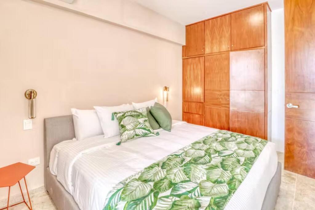 Apartment 304 Amena Romantic Jungle Ph W/ Private Pool & Gym *
