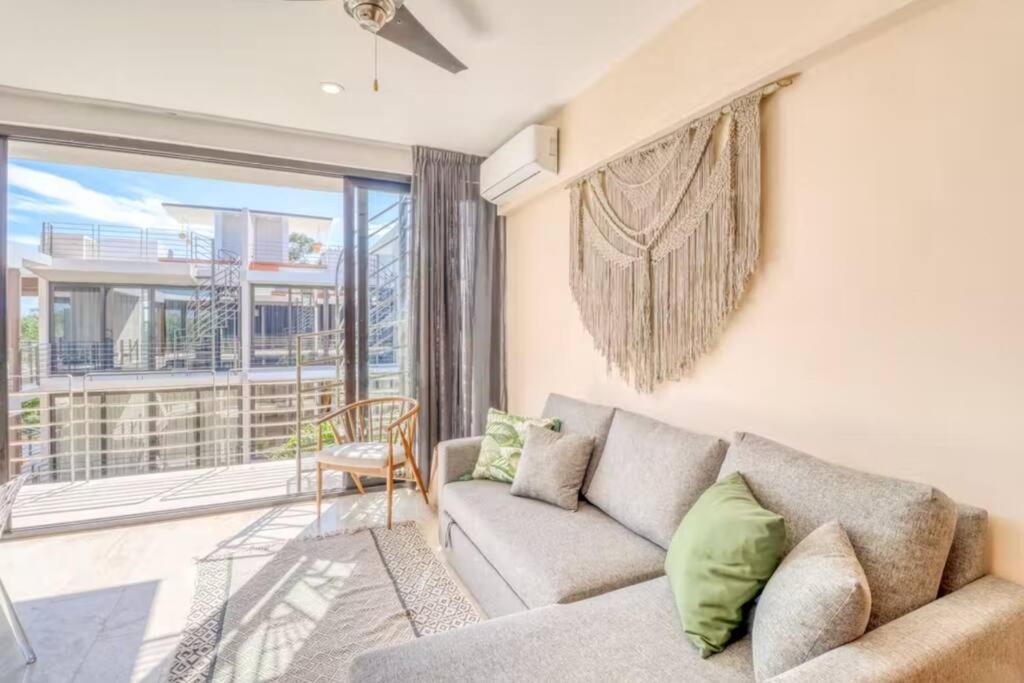 304 Amena Romantic Jungle Ph W/ Private Pool & Gym *