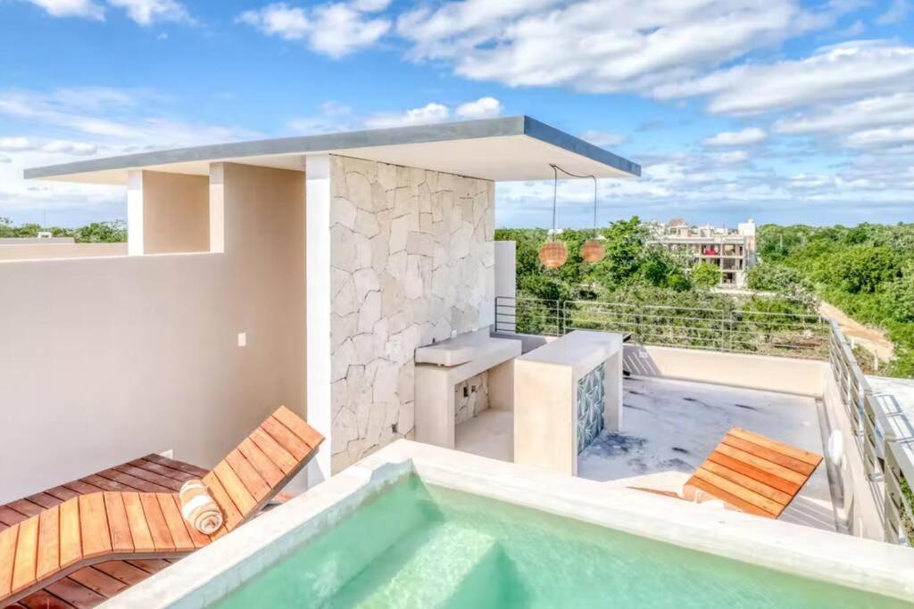 304 Amena Romantic Jungle Ph W/ Private Pool & Gym